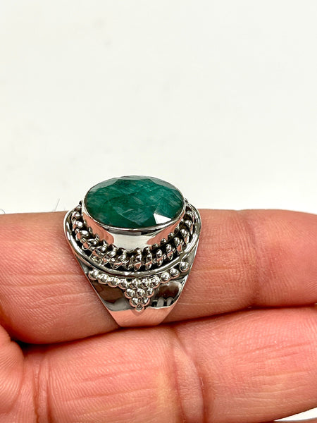 Solid 925 Sterling Silver and Natural AAA+ Emerald Faceted Gemstone Ring, Size 9 Handmade Ring, Boho Hippie Style, Healing Energy Gemstone