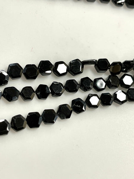 Natural Black Spinal Gemstone Faceted Hexogan Shape Beads 6mm Strand AAA Quality Real Yoga Healing Mala Gemstone Beads for Jewelry Making